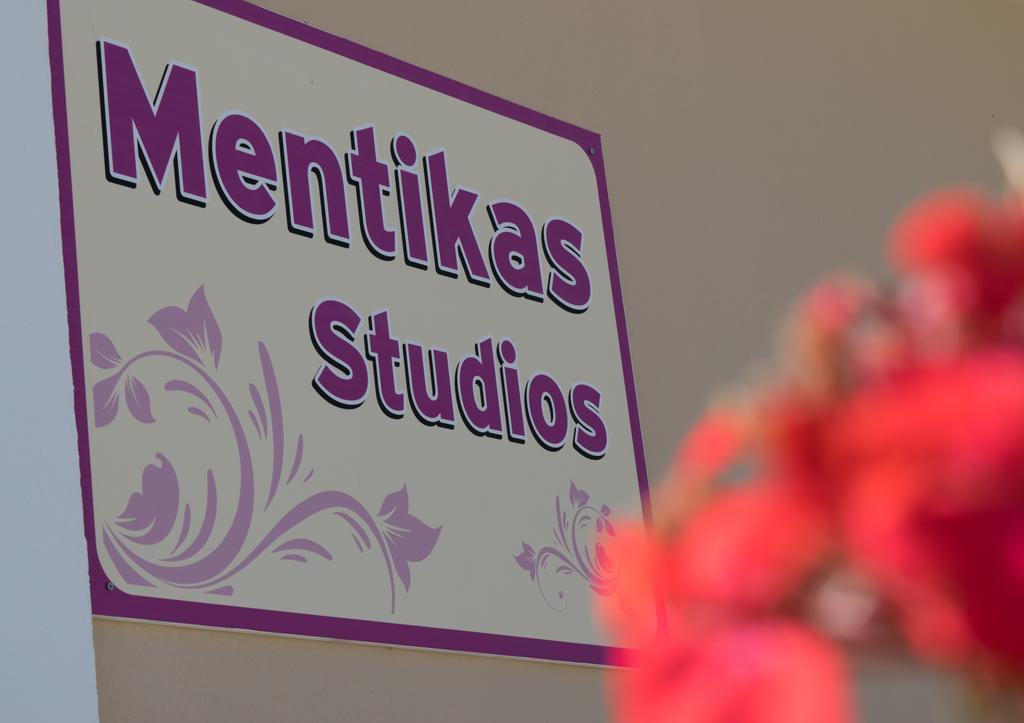 Mentikas Studios ลากานาส ภายนอก รูปภาพ